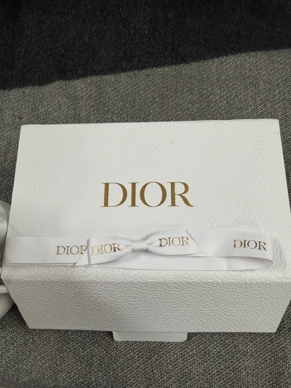Dior White Drawstring Pouch Bag and box - Picture 2 of 4